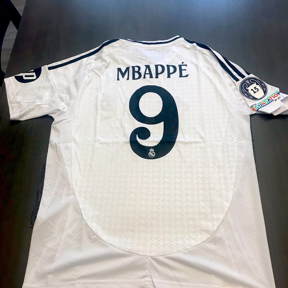 Real Madrid Home Jersey 24-25 #9 MBAPPÉ